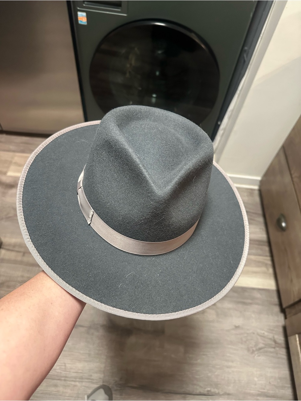 GIGI PIP Gray Felt Fedora with Light Gray Ribbon - Picture 4 of 5
